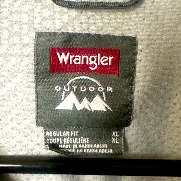 Men’s collared shirt - Picture 4 of 4